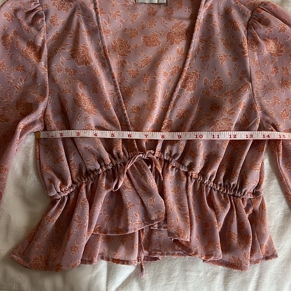 Dress Forum UO Babydoll Pink Floral Blouse Women’s Small - Picture 11 of 11